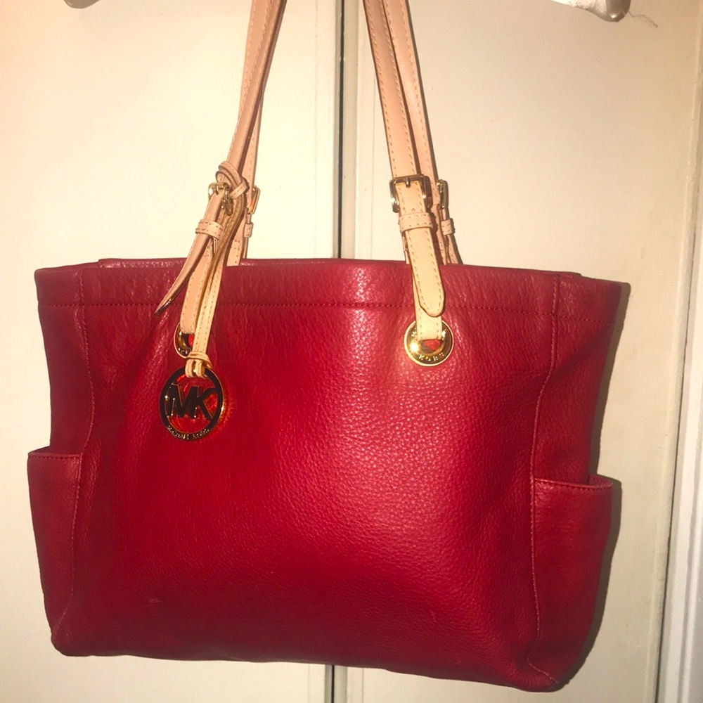 Michael KORS red leather shoulder bag NEW beautiful